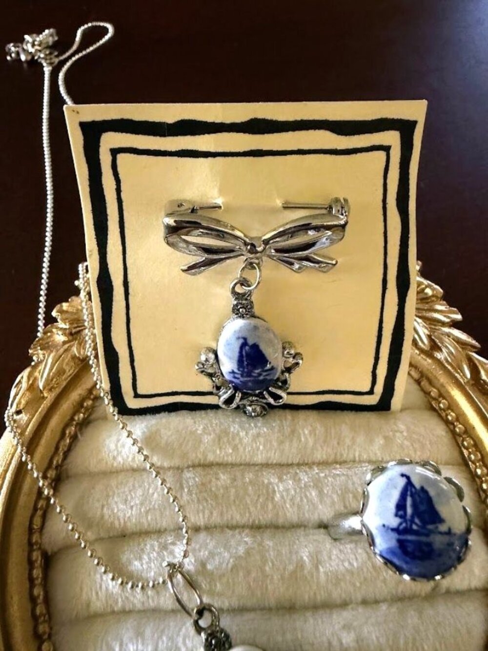 Vintage Blue Delft Porcelain Sailboat Jewelry Set Necklace Brooch Ring - Picture 4 of 11